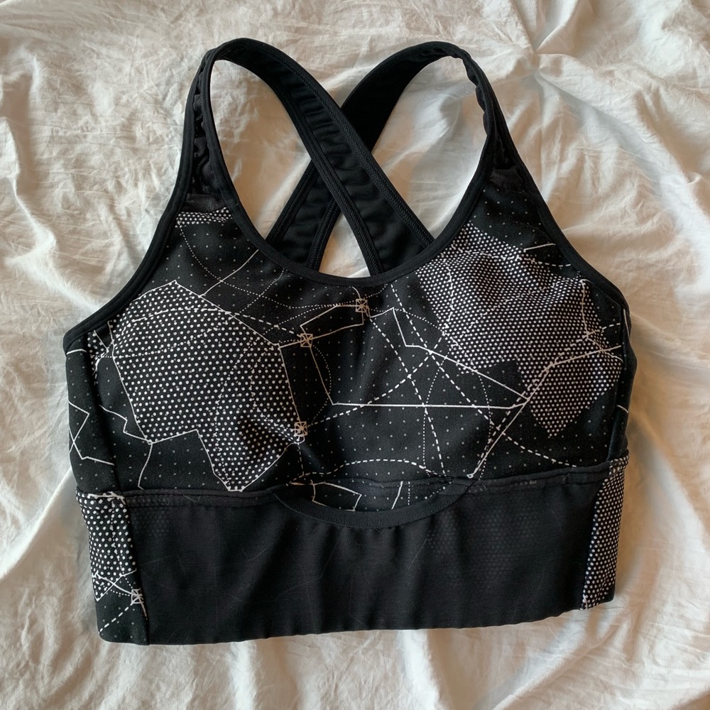 Under armor cross cross back sports bra size XS
